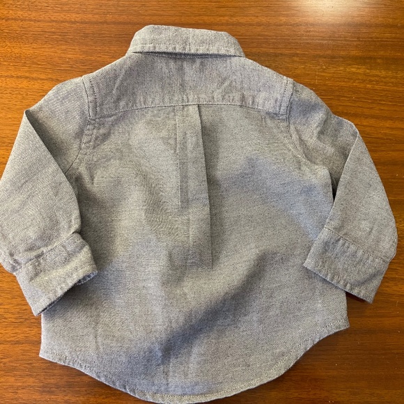 Jamie and Jack Grey Cotton Button Down, 6-12 mos - Picture 2 of 2